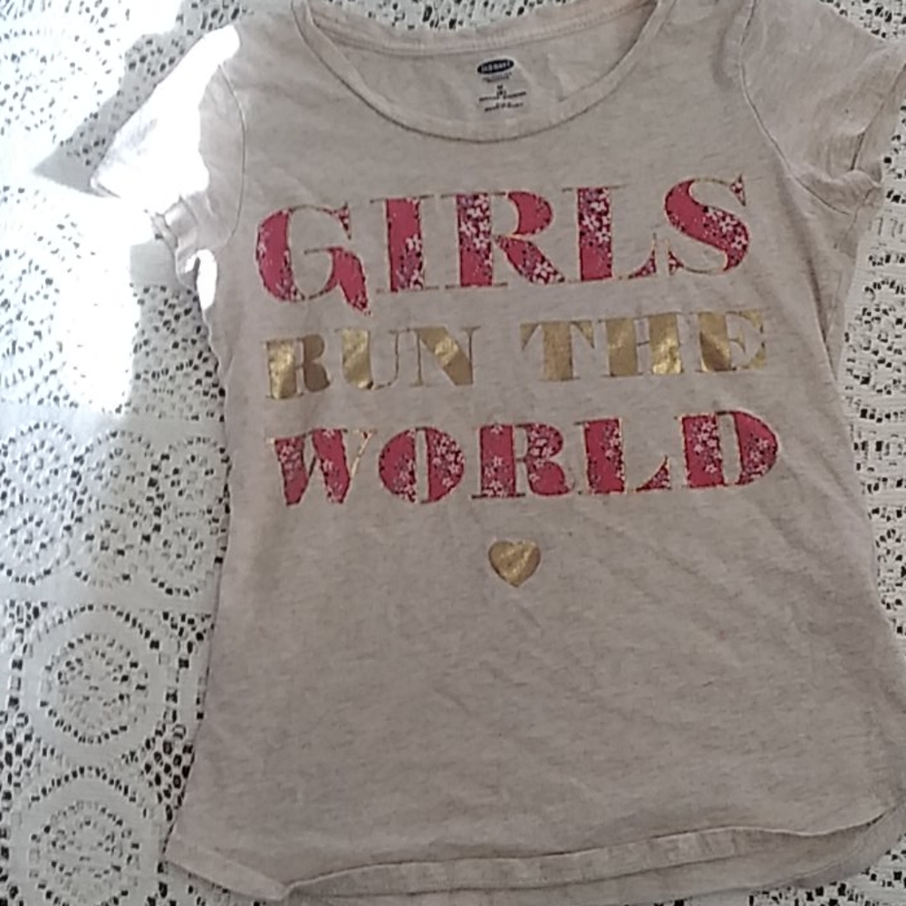 Girls run the world shirt